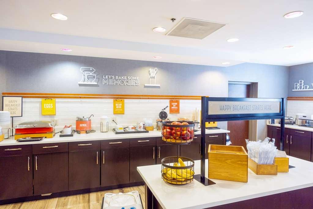 Hampton Inn Haverhill Restoran foto
