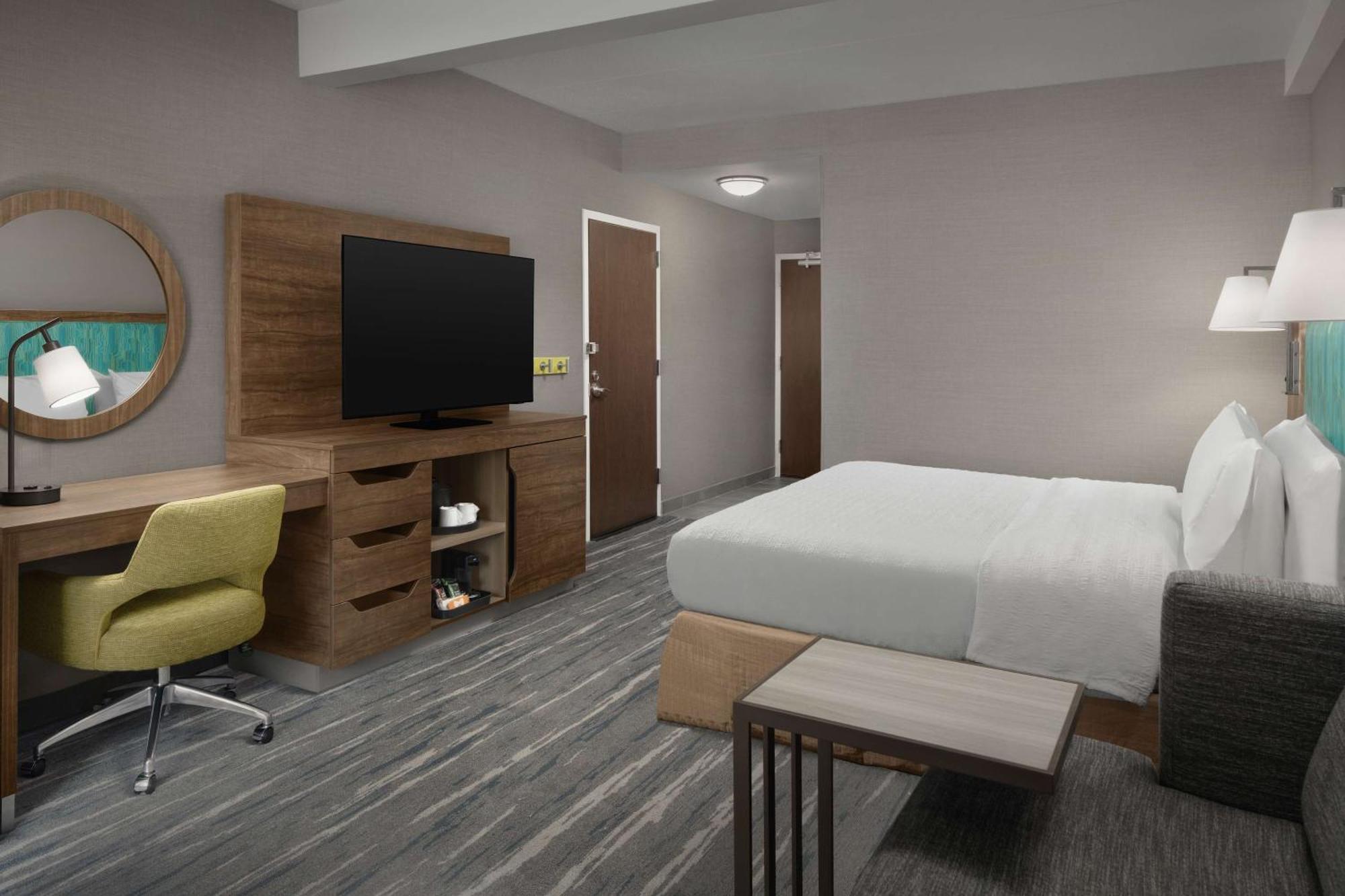 Hampton Inn Haverhill Bagian luar foto