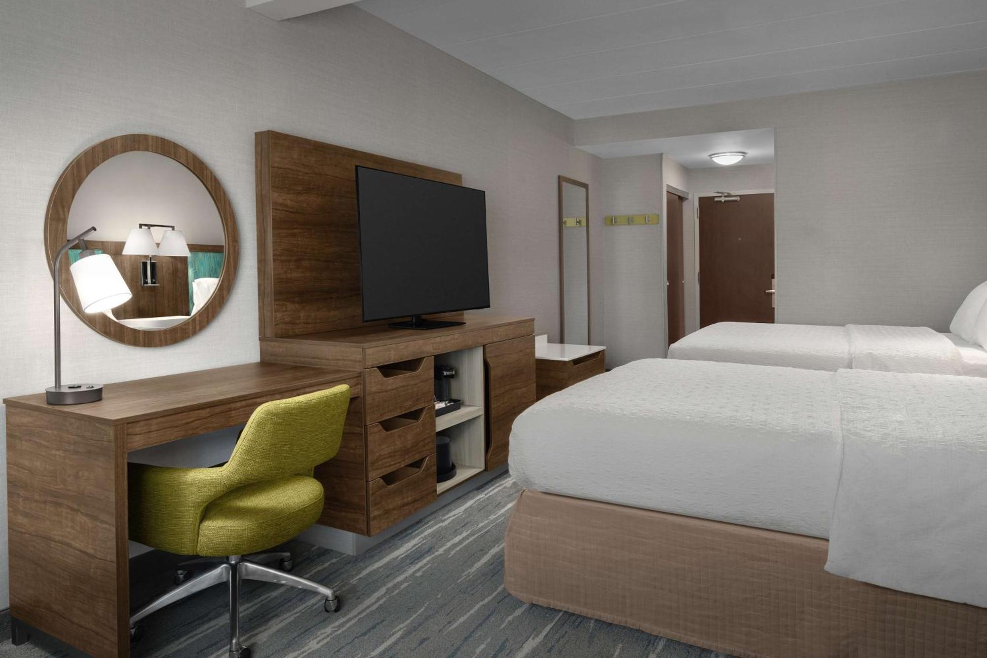 Hampton Inn Haverhill Bagian luar foto