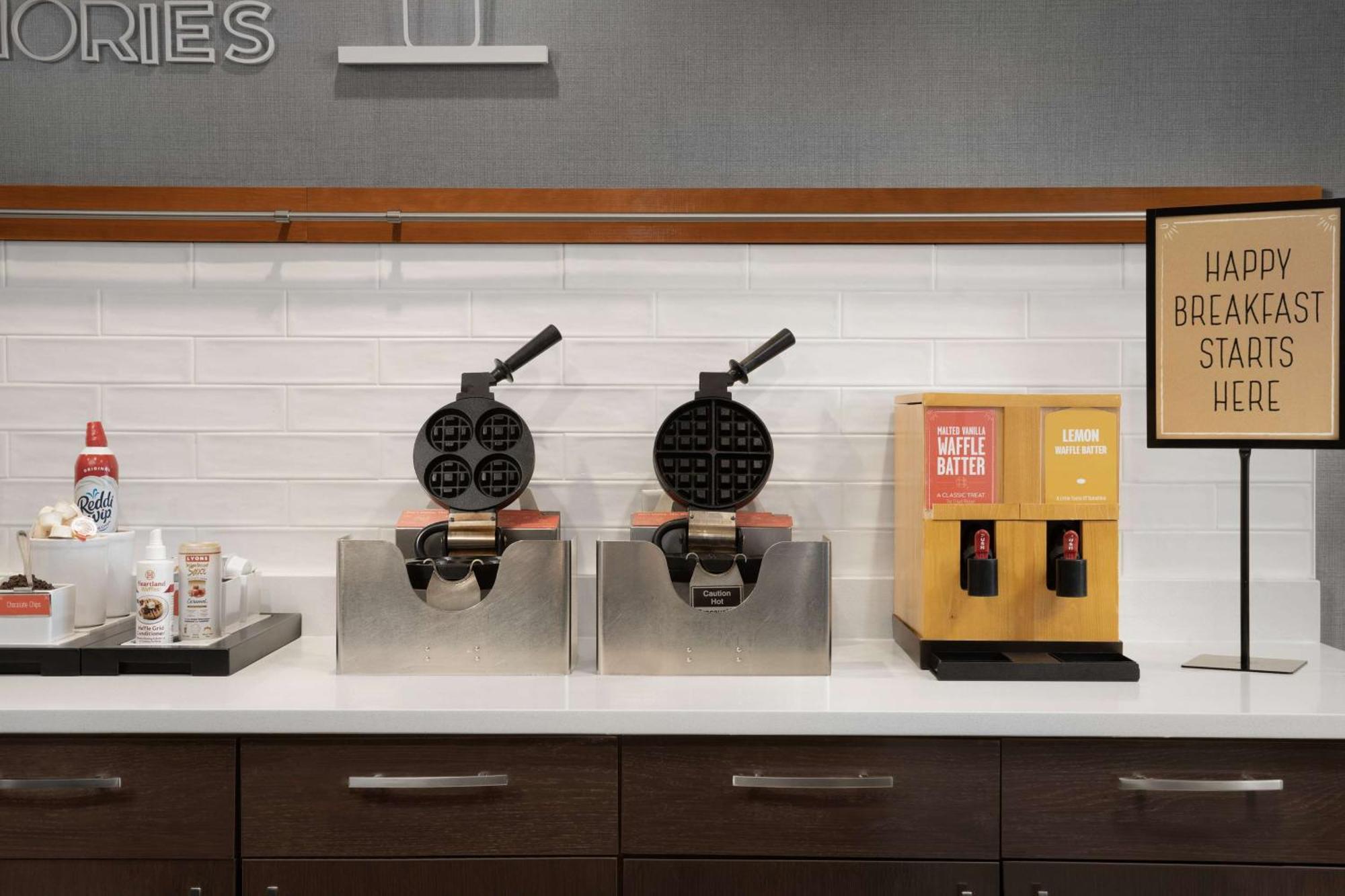 Hampton Inn Haverhill Bagian luar foto