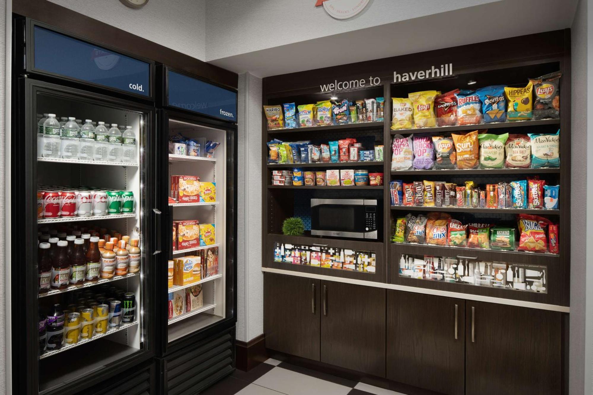 Hampton Inn Haverhill Bagian luar foto