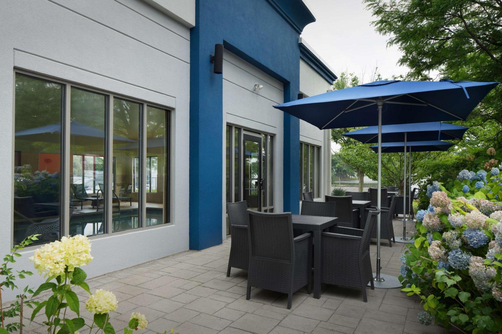 Hampton Inn Haverhill Bagian luar foto