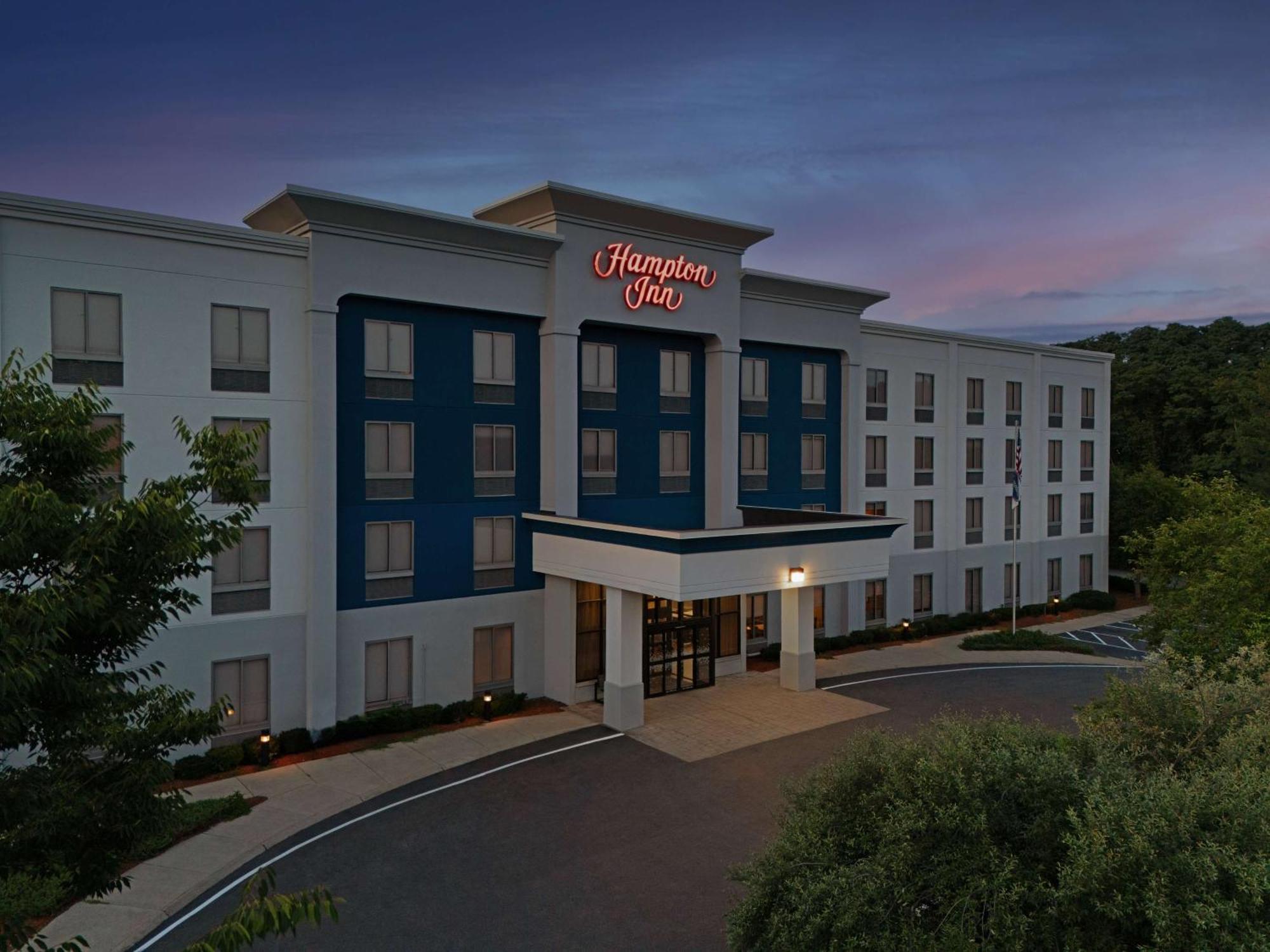 Hampton Inn Haverhill Bagian luar foto